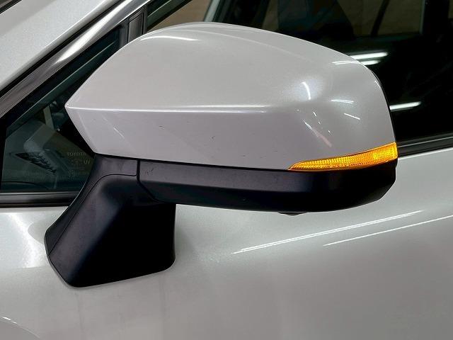 カローラクロス ハイブリッド　Ｚ　パノラマルーフ／１０．５インチナビ／全周囲／ブラインドスポット／シートヒーター／レーダークルーズ／ＣＤ／ＤＶＤ／Ｂｌｕｅｔｏｏｔｈ接続／パワーシート／１８インチアルミ／衝突軽減／レーンアシスト／ＥＴＣ（74枚目）