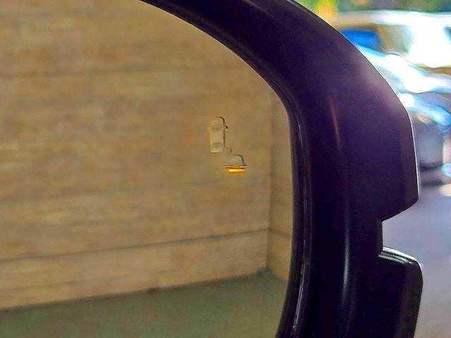 ZR-V e:HEV Z 無限エアロ/全周囲/パドルシフト/BOSEサウンド/レーダークルーズ/パワーゲート/ブラインドスポット/ドライブレコーダー/シートヒーター/コーナーセンサー/ハンドルヒーター/18インチアルミ/ETC(6枚目)