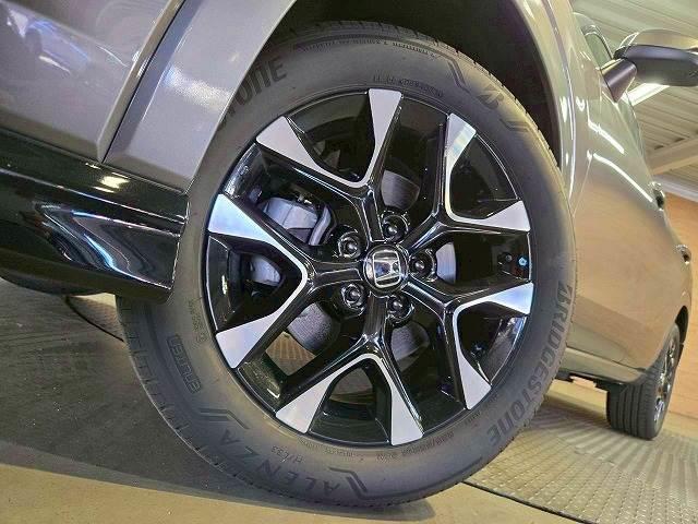 ZR-V e:HEV Z 無限エアロ/全周囲/パドルシフト/BOSEサウンド/レーダークルーズ/パワーゲート/ブラインドスポット/ドライブレコーダー/シートヒーター/コーナーセンサー/ハンドルヒーター/18インチアルミ/ETC(12枚目)