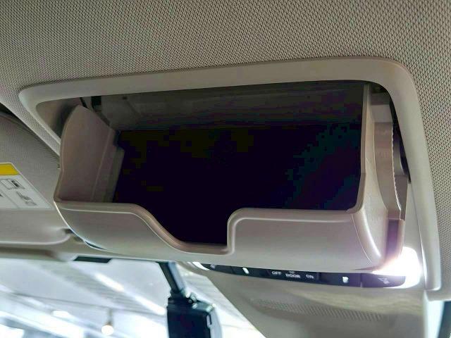 ZR-V e:HEV Z 無限エアロ/全周囲/パドルシフト/BOSEサウンド/レーダークルーズ/パワーゲート/ブラインドスポット/ドライブレコーダー/シートヒーター/コーナーセンサー/ハンドルヒーター/18インチアルミ/ETC(75枚目)