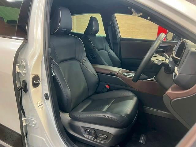 クラウンクロスオーバー G “Advanced・Leather Package” ワンオーナー/全周囲/デジタルミラー/レーダークルーズ/パワーシート/シートメモリ/シートメモリ/シートエアコン/ブラインドスポット/ステアリングスイッチ/AC100V/21インチアルミ/スマートキー(9枚目)