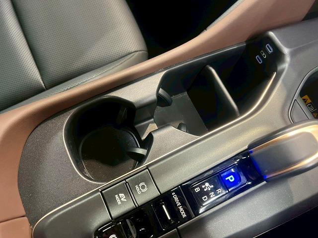 クラウンクロスオーバー G “Advanced・Leather Package” ワンオーナー/全周囲/デジタルミラー/レーダークルーズ/パワーシート/シートメモリ/シートメモリ/シートエアコン/ブラインドスポット/ステアリングスイッチ/AC100V/21インチアルミ/スマートキー(39枚目)