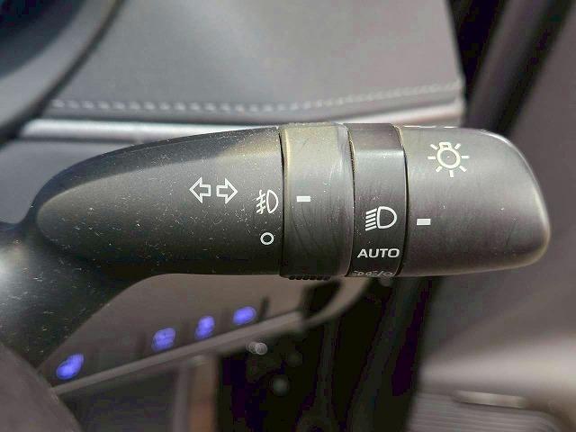 ハリアーハイブリッド Ｚ　レザーパッケージ　パノラマルーフ／ナビ／全周囲／ＪＢＬサウンド／レーダークルーズ／シートクーラー／パワーシート／電動リアゲート／衝突軽減／レーンアシスト／オートハイビーム／シートメモリ／スマートキー／プッシュスタート（33枚目）