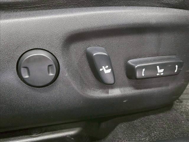 ＣＴ ＣＴ２００ｈ　バージョンＣ　ナビＴＶ／クルーズコントロール／パワーシート／バックカメラ／パドルシフト／ＣＤ／ＤＶＤ／Ｂｌｕｅｔｏｏｔｈ接続／パワーシート／１６インチアルミ／ＬＥＤヘッド／スマートキー／プッシュスタート／ＥＴＣ（5枚目）