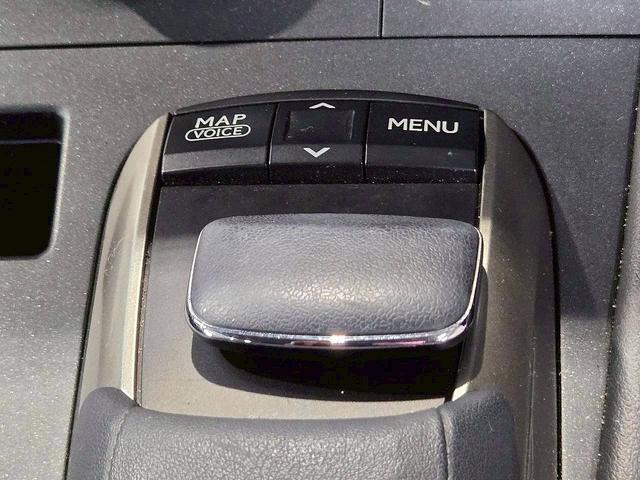 ＣＴ ＣＴ２００ｈ　バージョンＣ　ナビＴＶ／クルーズコントロール／パワーシート／バックカメラ／パドルシフト／ＣＤ／ＤＶＤ／Ｂｌｕｅｔｏｏｔｈ接続／パワーシート／１６インチアルミ／ＬＥＤヘッド／スマートキー／プッシュスタート／ＥＴＣ（24枚目）