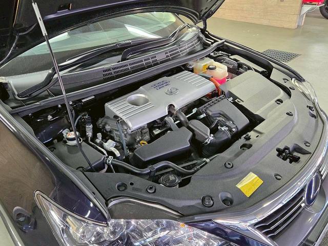 ＣＴ ＣＴ２００ｈ　バージョンＣ　ナビＴＶ／クルーズコントロール／パワーシート／バックカメラ／パドルシフト／ＣＤ／ＤＶＤ／Ｂｌｕｅｔｏｏｔｈ接続／パワーシート／１６インチアルミ／ＬＥＤヘッド／スマートキー／プッシュスタート／ＥＴＣ（41枚目）