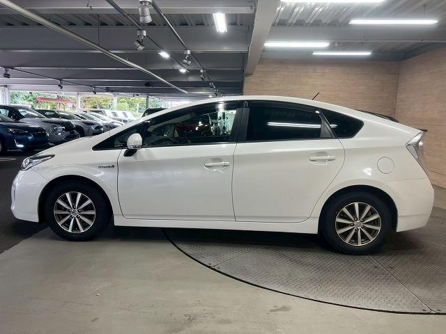 プリウス S 純正ナビTV/Bluetooth再生/バックカメラ/ETC/15インチアルミ/ステアリングスイッチ/コーナーセンサー/ディスチャージライト/スマートキー/プッシュスタート(40枚目)