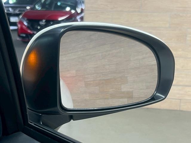 プリウス S 純正ナビTV/Bluetooth再生/バックカメラ/ETC/15インチアルミ/ステアリングスイッチ/コーナーセンサー/ディスチャージライト/スマートキー/プッシュスタート(77枚目)