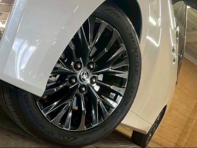 ヴェルファイアハイブリッド Z Premier サンルーフ/全周囲カメラ/デジタルインナー/両側電動スライドドア/電動リアゲート/ETC/ブラインドスポットモニター/14インチナビ/フルセグ/LEDヘッドライト/19インチアルミ/パワーシート(12枚目)