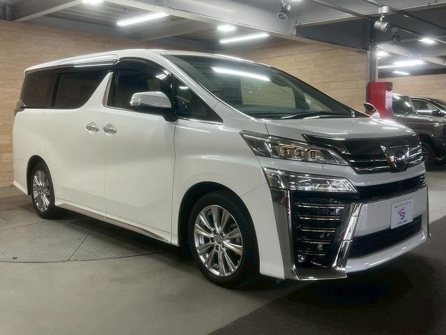 ヴェルファイア ２．５Ｚ　ゴールデンアイズ　ワンオーナー／ナビ／両側電動／ＣＤ／ＤＶＤ／Ｂｌｕｅｔｏｏｔｈ接続／衝突軽減／レーンアシスト／レーダークルーズ／ＬＥＤライト／コーナーセンサー／１８インチアルミ／オットマン／ＡＣ１００Ｖ／スマートキー（32枚目）