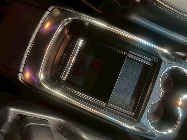 ヴェルファイア ２．５Ｚ　ゴールデンアイズ　ワンオーナー／ナビ／両側電動／ＣＤ／ＤＶＤ／Ｂｌｕｅｔｏｏｔｈ接続／衝突軽減／レーンアシスト／レーダークルーズ／ＬＥＤライト／コーナーセンサー／１８インチアルミ／オットマン／ＡＣ１００Ｖ／スマートキー（64枚目）