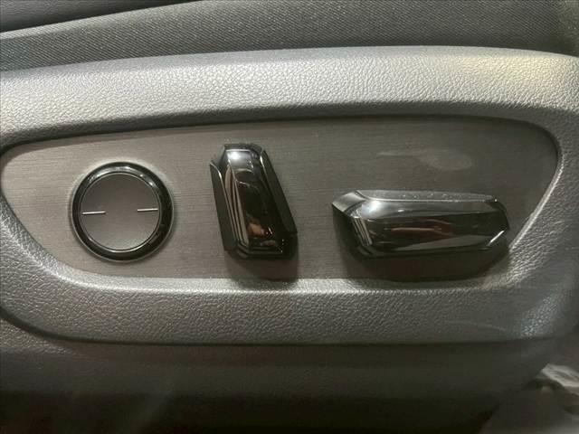 RX RX500h Fスポーツパフォーマンス サンルーフ/14型ナビ/全周囲/デジタルミラー/ブラインドスポット/パワーシート/シートメモリ/シートエアコン/衝突軽減/レーンアシスト/レーダークルーズ/ステアリングヒーター/21インチアルミ(15枚目)