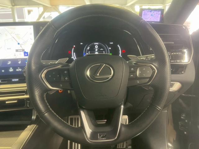 RX RX500h Fスポーツパフォーマンス サンルーフ/14型ナビ/全周囲/デジタルミラー/ブラインドスポット/パワーシート/シートメモリ/シートエアコン/衝突軽減/レーンアシスト/レーダークルーズ/ステアリングヒーター/21インチアルミ(33枚目)