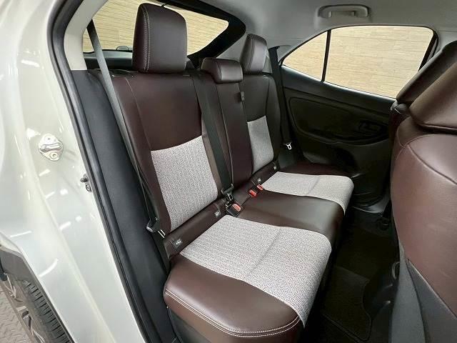 ヤリスクロス ハイブリッドZ ナビ/バックカメラ/レーダークルーズ/テレビ/衝突軽減ブレーキ/レーンアシスト/ブラインドスポット/オートハイビーム/パワーシート/シートヒーター/18インチアルミ/コーナーセンサー/スマートキー(10枚目)