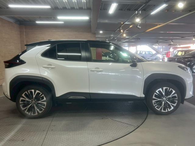 ヤリスクロス ハイブリッドZ ナビ/バックカメラ/レーダークルーズ/テレビ/衝突軽減ブレーキ/レーンアシスト/ブラインドスポット/オートハイビーム/パワーシート/シートヒーター/18インチアルミ/コーナーセンサー/スマートキー(34枚目)