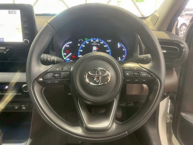 ヤリスクロス ハイブリッドZ ナビ/バックカメラ/レーダークルーズ/テレビ/衝突軽減ブレーキ/レーンアシスト/ブラインドスポット/オートハイビーム/パワーシート/シートヒーター/18インチアルミ/コーナーセンサー/スマートキー(44枚目)