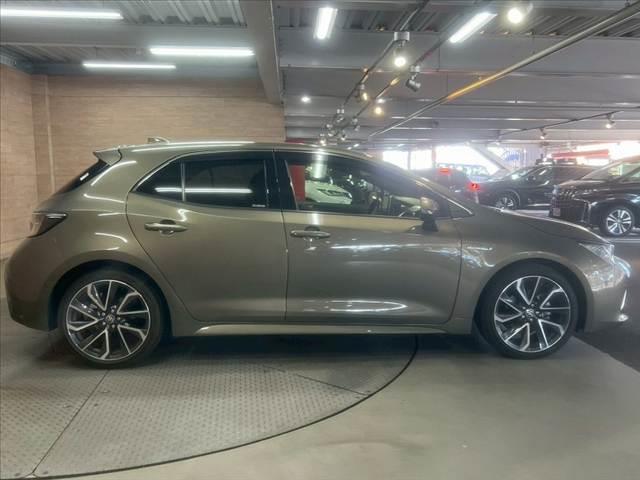 カローラスポーツ ハイブリッドＧ　Ｚ　ナビ／レーダークルーズ／ＢＳＭ／ＬＥＤライト／ステアリングヒーター／バックカメラ／Ｂｌｕｅｔｏｏｔｈ接続／オートハイビーム／ステアリングスイッチ／衝突軽減ブレーキ／レーンアシスト（18枚目）