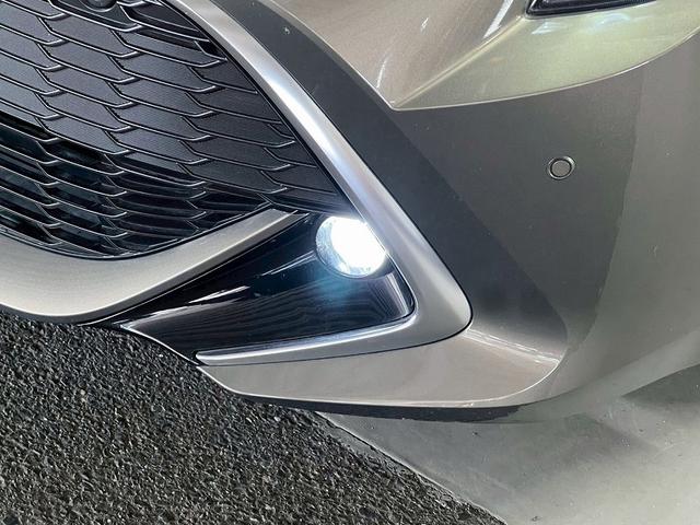 カローラスポーツ ハイブリッドＧ　Ｚ　ナビ／レーダークルーズ／ＢＳＭ／ＬＥＤライト／ステアリングヒーター／バックカメラ／Ｂｌｕｅｔｏｏｔｈ接続／オートハイビーム／ステアリングスイッチ／衝突軽減ブレーキ／レーンアシスト（33枚目）