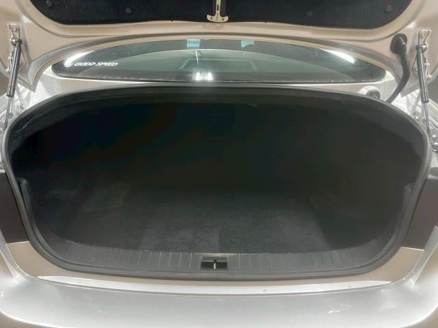 スカイライン 200GT-tタイプSP ナビ/全周囲/シートメモリ/レーダークルーズ/アイドリングストップ/パドルシフト/革シート/パワーシート/Bluetooth接続/コーナーセンサー/LEDライト/フロントフォグ/スマートキ/ETC(20枚目)