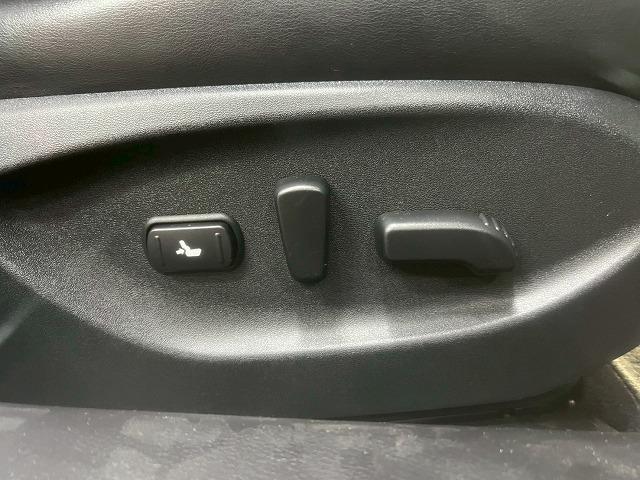 スカイライン 200GT-tタイプSP ナビ/全周囲/シートメモリ/レーダークルーズ/アイドリングストップ/パドルシフト/革シート/パワーシート/Bluetooth接続/コーナーセンサー/LEDライト/フロントフォグ/スマートキ/ETC(71枚目)