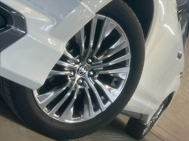 アルミホイールのカスタマイズ可能ですので詳しく店頭スタッフまでお問い合わせ下さい！！