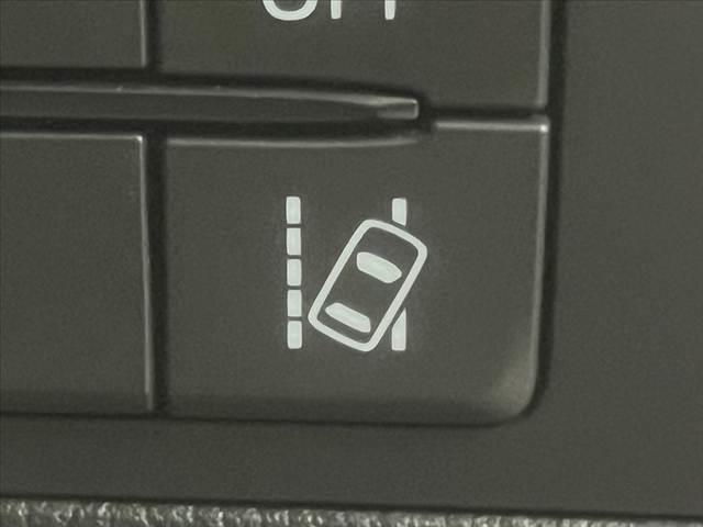 CX-3 XD ツーリング セーフティパッケージ/レーダークルーズ/衝突軽減/レーンアシスト/アイドリングストップ/ブラインドスポット/18インチアルミ/CD/DVD再生/オートエアコン/LEDライト/USB端子/ETC(7枚目)