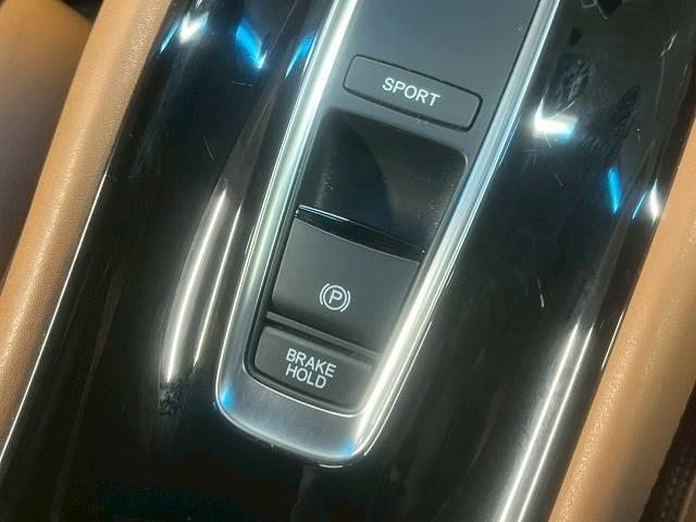 ヴェゼル HYBRID Z Honda SENSING ナビTV/ブラウンアクセント/レーダークルーズ/ステアリングスイッチ/バックカメラ/Bluetooth接続/衝突軽減/レーンアシスト/シートヒーター/ドライブレコーダー/17インチアルミ/スマートキー(14枚目)