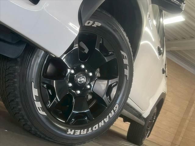 アルミホイールのカスタマイズ可能ですので詳しく店頭スタッフまでお問い合わせ下さい！！