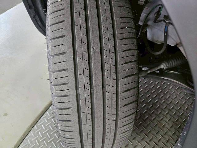 ヤリスクロス ハイブリッドＺ　ウルバーノ　全周囲カメラ／ＢＳＭ　／ナビＴＶ／シートヒーター／ハンドルヒーター／パワーシート／ＨＤＭＩ端子／レーダークルーズ／ステアリングスイッチ／ＵＳＢ端子／ＬＥＤライト／フロントフォグ／スマートキー／ＥＴＣ（21枚目）