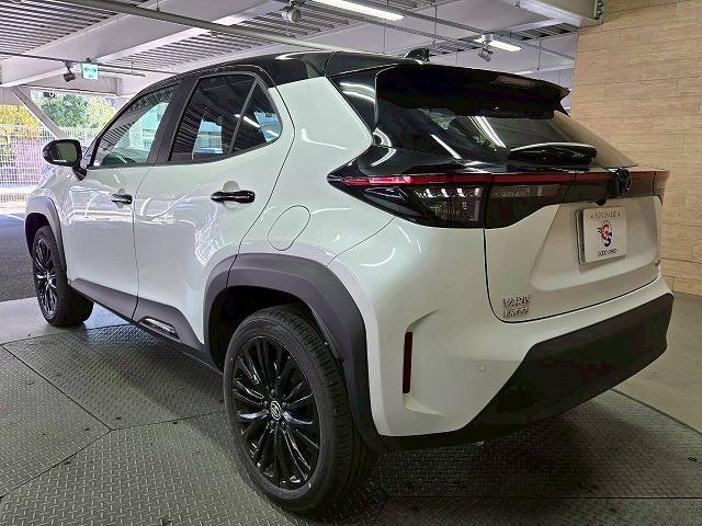 ヤリスクロス ハイブリッドＺ　ウルバーノ　特別仕様車／全周囲カメラ／ＢＳＭ　／ナビＴＶ／シートヒーター／ハンドルヒーター／パワーシート／ＨＤＭＩ端子／レーダークルーズ／ステアリングスイッチ／ＵＳＢ端子／ＬＥＤライト／フロントフォグ／ＥＴＣ（25枚目）