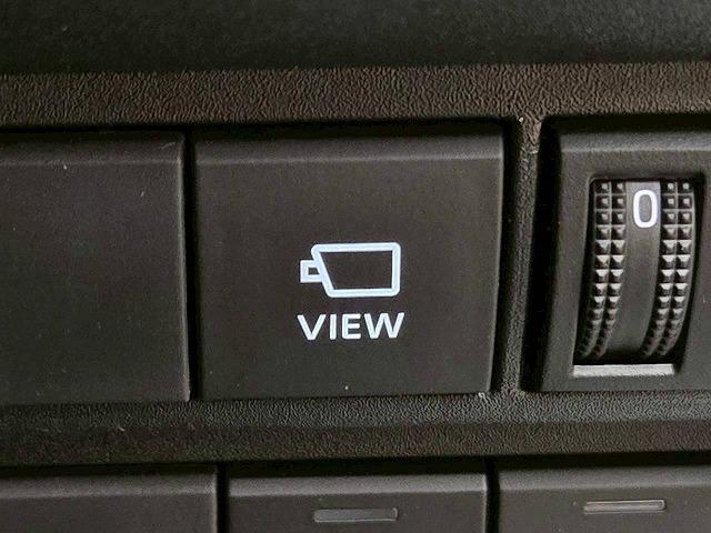 ヤリスクロス ハイブリッドＺ　ウルバーノ　特別仕様車／全周囲カメラ／ＢＳＭ　／ナビＴＶ／シートヒーター／ハンドルヒーター／パワーシート／ＨＤＭＩ端子／レーダークルーズ／ステアリングスイッチ／ＵＳＢ端子／ＬＥＤライト／フロントフォグ／ＥＴＣ（43枚目）