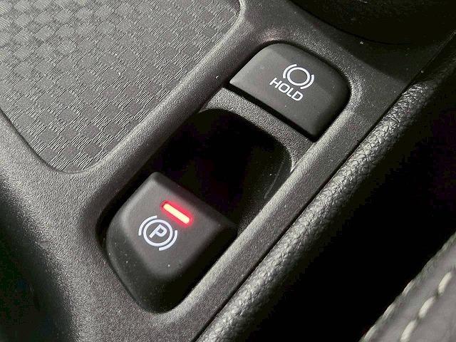 ヤリスクロス ハイブリッドＺ　ウルバーノ　特別仕様車／全周囲カメラ／ＢＳＭ　／ナビＴＶ／シートヒーター／ハンドルヒーター／パワーシート／ＨＤＭＩ端子／レーダークルーズ／ステアリングスイッチ／ＵＳＢ端子／ＬＥＤライト／フロントフォグ／ＥＴＣ（64枚目）