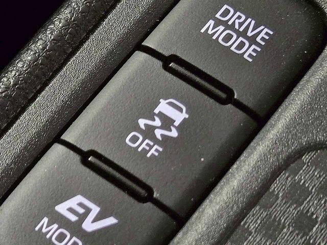 ヤリスクロス ハイブリッドＺ　ウルバーノ　特別仕様車／全周囲カメラ／ＢＳＭ　／ナビＴＶ／シートヒーター／ハンドルヒーター／パワーシート／ＨＤＭＩ端子／レーダークルーズ／ステアリングスイッチ／ＵＳＢ端子／ＬＥＤライト／フロントフォグ／ＥＴＣ（66枚目）