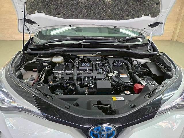 Ｃ－ＨＲ ハイブリッド　Ｇ　純正ディスプレイ／ＢＳＭ／レーダークルーズ／衝突軽減／レーンアシスト／ステアリングスイッチ／ハーフレザー／オートハイビーム／コーナーセンサー／ナビ／Ｂｌｕｅｔｏｏｔｈ接続／ドライブレコーダー／ＥＴＣ（13枚目）