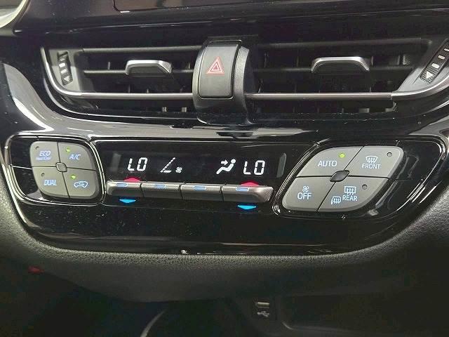 Ｃ－ＨＲ ハイブリッド　Ｇ　純正ディスプレイ／ＢＳＭ／レーダークルーズ／衝突軽減／レーンアシスト／ステアリングスイッチ／ハーフレザー／オートハイビーム／コーナーセンサー／ナビ／Ｂｌｕｅｔｏｏｔｈ接続／ドライブレコーダー／ＥＴＣ（15枚目）