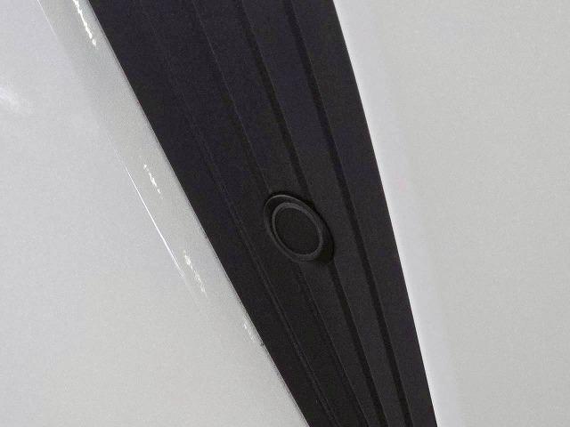 Ｃ－ＨＲ ハイブリッド　Ｇ　純正ディスプレイ／ＢＳＭ／レーダークルーズ／衝突軽減／レーンアシスト／ステアリングスイッチ／ハーフレザー／オートハイビーム／コーナーセンサー／ナビ／Ｂｌｕｅｔｏｏｔｈ接続／ドライブレコーダー／ＥＴＣ（32枚目）