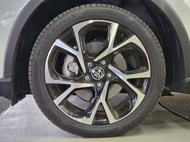 Ｃ－ＨＲ ハイブリッド　Ｇ　純正ディスプレイ／ＢＳＭ／レーダークルーズ／衝突軽減／レーンアシスト／ステアリングスイッチ／ハーフレザー／オートハイビーム／コーナーセンサー／ナビ／Ｂｌｕｅｔｏｏｔｈ接続／ドライブレコーダー／ＥＴＣ（33枚目）