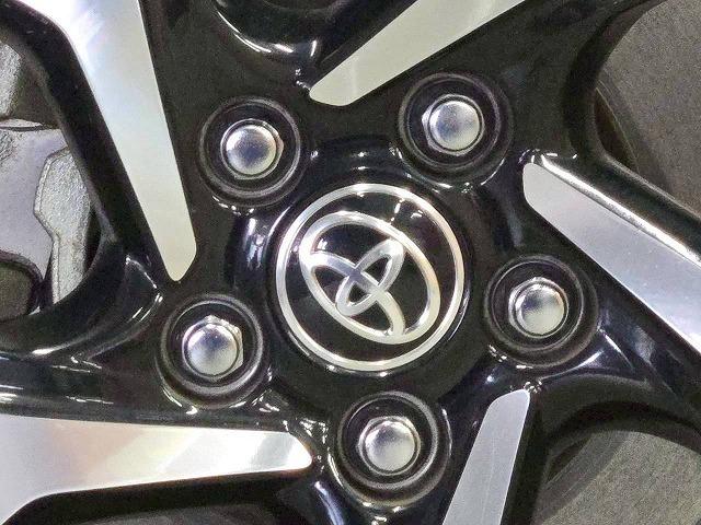 Ｃ－ＨＲ ハイブリッド　Ｇ　純正ディスプレイ／ＢＳＭ／レーダークルーズ／衝突軽減／レーンアシスト／ステアリングスイッチ／ハーフレザー／オートハイビーム／コーナーセンサー／ナビ／Ｂｌｕｅｔｏｏｔｈ接続／ドライブレコーダー／ＥＴＣ（34枚目）