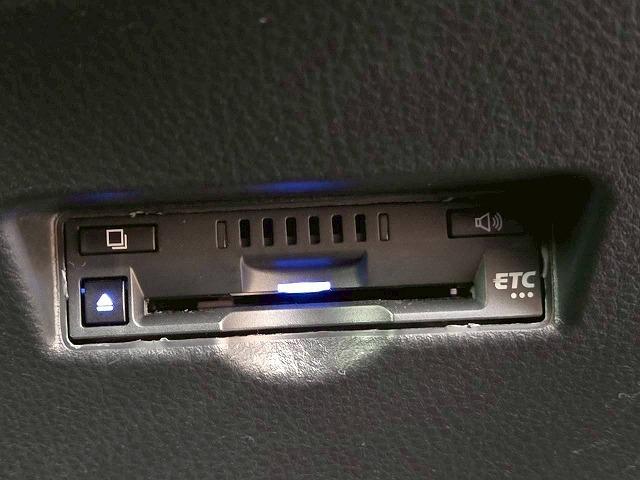 Ｃ－ＨＲ ハイブリッド　Ｇ　純正ディスプレイ／ＢＳＭ／レーダークルーズ／衝突軽減／レーンアシスト／ステアリングスイッチ／ハーフレザー／オートハイビーム／コーナーセンサー／ナビ／Ｂｌｕｅｔｏｏｔｈ接続／ドライブレコーダー／ＥＴＣ（48枚目）