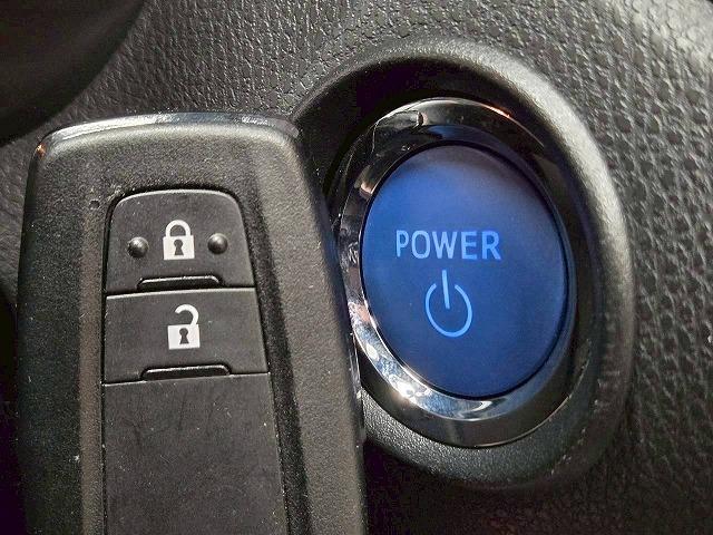 Ｃ－ＨＲ ハイブリッド　Ｇ　純正ディスプレイ／ＢＳＭ／レーダークルーズ／衝突軽減／レーンアシスト／ステアリングスイッチ／ハーフレザー／オートハイビーム／コーナーセンサー／ナビ／Ｂｌｕｅｔｏｏｔｈ接続／ドライブレコーダー／ＥＴＣ（49枚目）