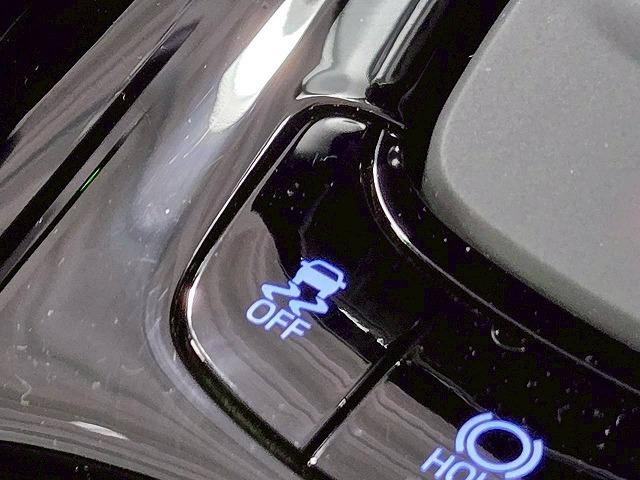 Ｃ－ＨＲ ハイブリッド　Ｇ　純正ディスプレイ／ＢＳＭ／レーダークルーズ／衝突軽減／レーンアシスト／ステアリングスイッチ／ハーフレザー／オートハイビーム／コーナーセンサー／ナビ／Ｂｌｕｅｔｏｏｔｈ接続／ドライブレコーダー／ＥＴＣ（70枚目）