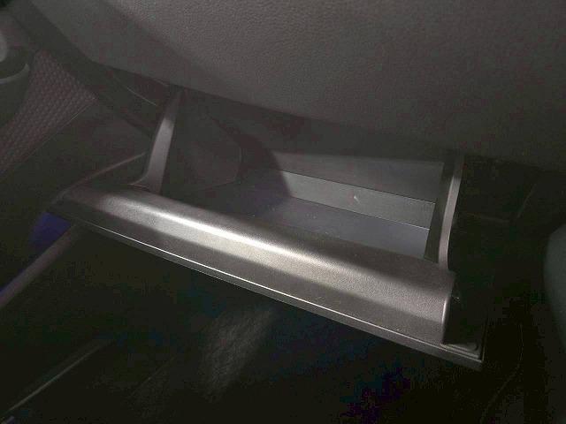 Ｃ－ＨＲ ハイブリッド　Ｇ　純正ディスプレイ／ＢＳＭ／レーダークルーズ／衝突軽減／レーンアシスト／ステアリングスイッチ／ハーフレザー／オートハイビーム／コーナーセンサー／ナビ／Ｂｌｕｅｔｏｏｔｈ接続／ドライブレコーダー／ＥＴＣ（72枚目）