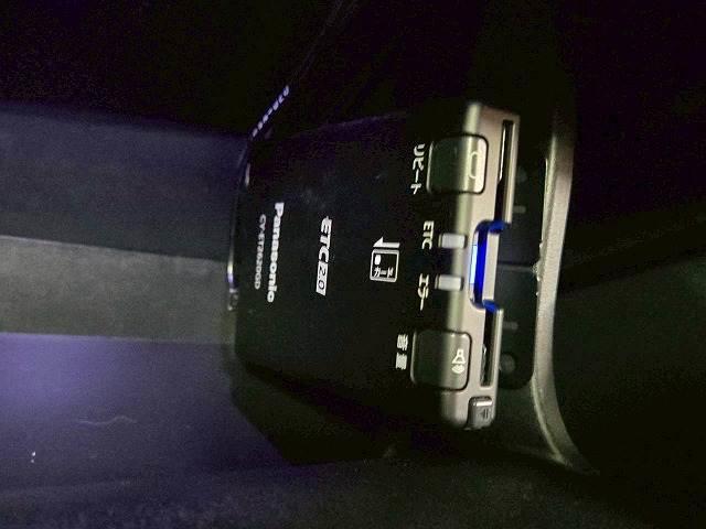 Ｃ－ＨＲ ハイブリッド　Ｇ　純正９型ナビＴＶ／ＢＳＭ／衝突軽減ブレーキ／ドライブレコーダー／レーンアシスト／コーナーセンサー／レーダークルーズ／シートヒーター／オートホールド／ブラインドスポット／１８インチアルミ／ＥＴＣ（16枚目）