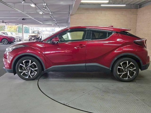 Ｃ－ＨＲ ハイブリッド　Ｇ　純正９型ナビＴＶ／ＢＳＭ／衝突軽減ブレーキ／ドライブレコーダー／レーンアシスト／コーナーセンサー／レーダークルーズ／シートヒーター／オートホールド／ブラインドスポット／１８インチアルミ／ＥＴＣ（27枚目）