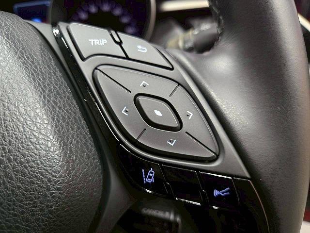 Ｃ－ＨＲ ハイブリッド　Ｇ　純正９型ナビＴＶ／ＢＳＭ／衝突軽減ブレーキ／ドライブレコーダー／レーンアシスト／コーナーセンサー／レーダークルーズ／シートヒーター／オートホールド／ブラインドスポット／１８インチアルミ／ＥＴＣ（50枚目）