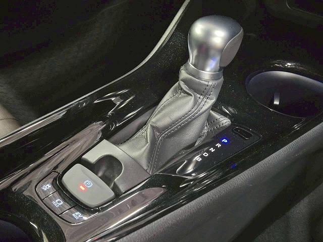 Ｃ－ＨＲ ハイブリッド　Ｇ　純正９型ナビＴＶ／ＢＳＭ／衝突軽減ブレーキ／ドライブレコーダー／レーンアシスト／コーナーセンサー／レーダークルーズ／シートヒーター／オートホールド／ブラインドスポット／１８インチアルミ／ＥＴＣ（71枚目）