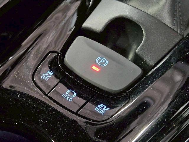 Ｃ－ＨＲ ハイブリッド　Ｇ　純正９型ナビＴＶ／ＢＳＭ／衝突軽減ブレーキ／ドライブレコーダー／レーンアシスト／コーナーセンサー／レーダークルーズ／シートヒーター／オートホールド／ブラインドスポット／１８インチアルミ／ＥＴＣ（73枚目）