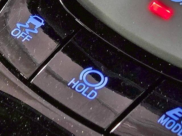 Ｃ－ＨＲ ハイブリッド　Ｇ　純正９型ナビＴＶ／ＢＳＭ／衝突軽減ブレーキ／ドライブレコーダー／レーンアシスト／コーナーセンサー／レーダークルーズ／シートヒーター／オートホールド／ブラインドスポット／１８インチアルミ／ＥＴＣ（75枚目）