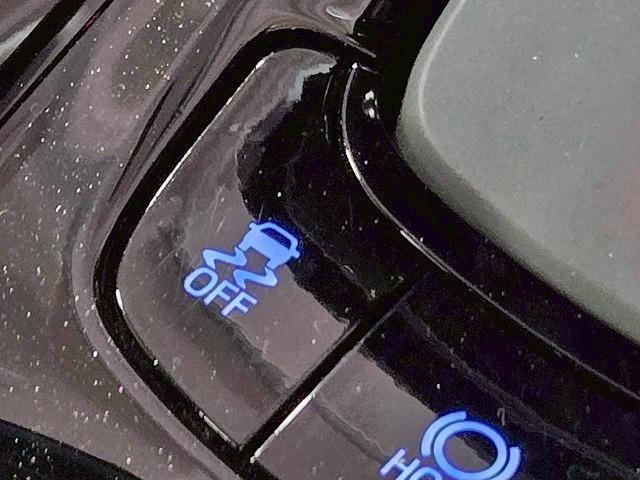 Ｃ－ＨＲ ハイブリッド　Ｇ　純正９型ナビＴＶ／ＢＳＭ／衝突軽減ブレーキ／ドライブレコーダー／レーンアシスト／コーナーセンサー／レーダークルーズ／シートヒーター／オートホールド／ブラインドスポット／１８インチアルミ／ＥＴＣ（76枚目）