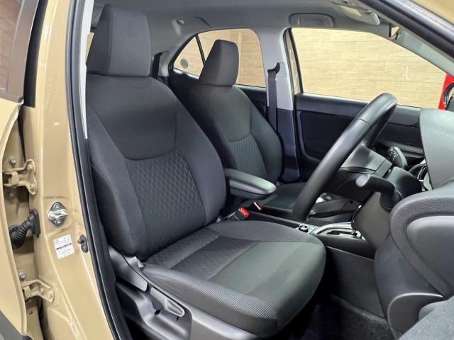 ヤリスクロス Ｇ　寒冷地／バックカメラ／レーダークルーズ／ＥＴＣ／ディスプレイオーディオ／Ｂｌｕｅｔｏｏｔｈ接続／ＵＳＢ端子／ＨＤＭＩ／衝突軽減／レーンアシスト／オートハイビーム／コーナーセンサー／ＥＴＣ（30枚目）